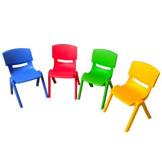 Scaun din plastic colorat